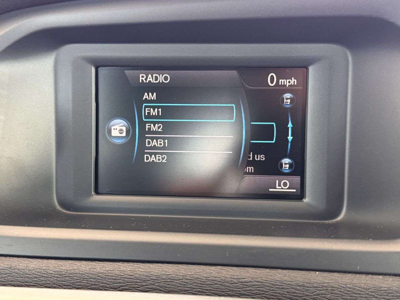 2014 VOLVO V40 2014 VOLVO V40