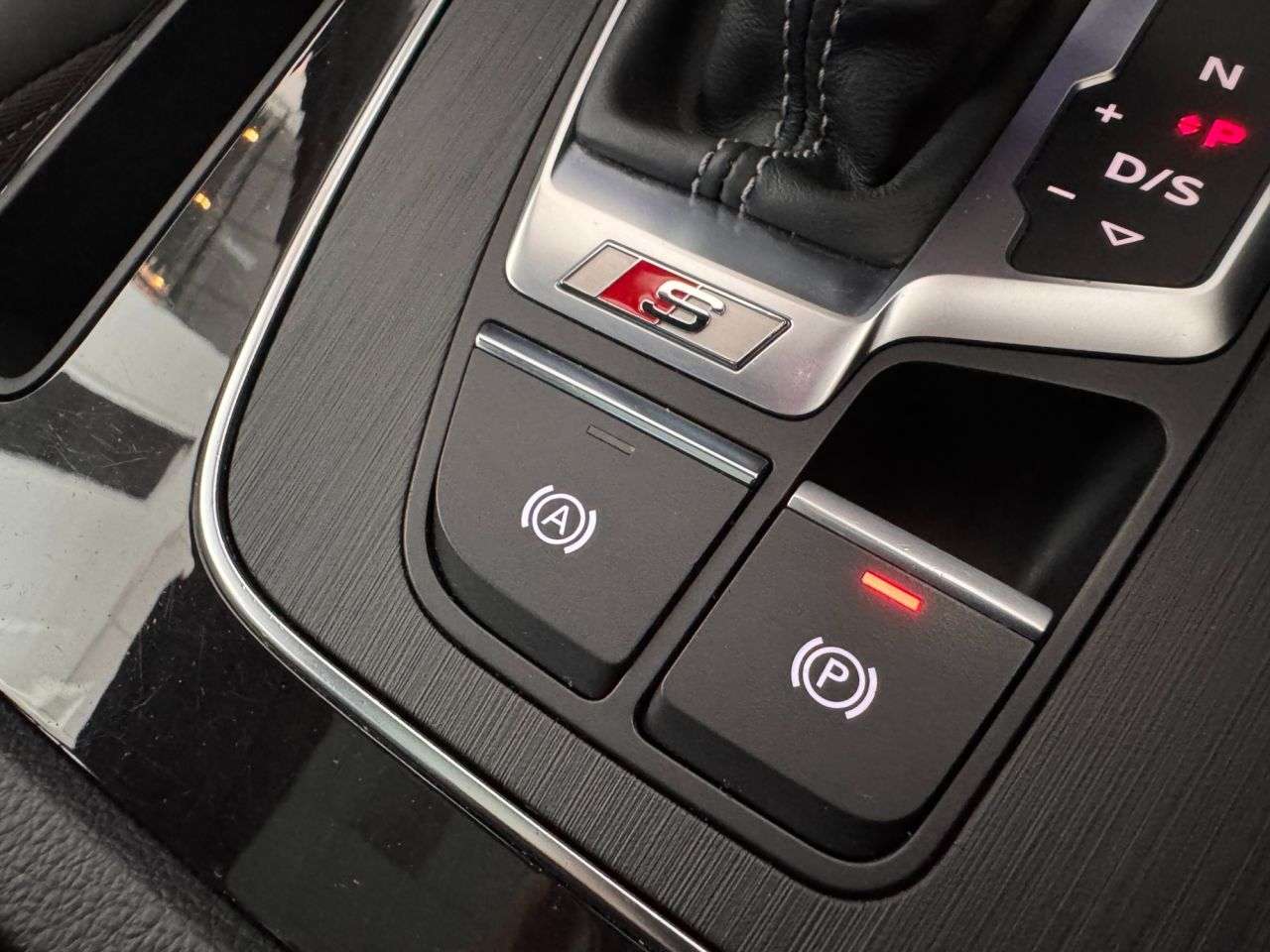 2020 AUDI SQ5 2020 AUDI SQ5