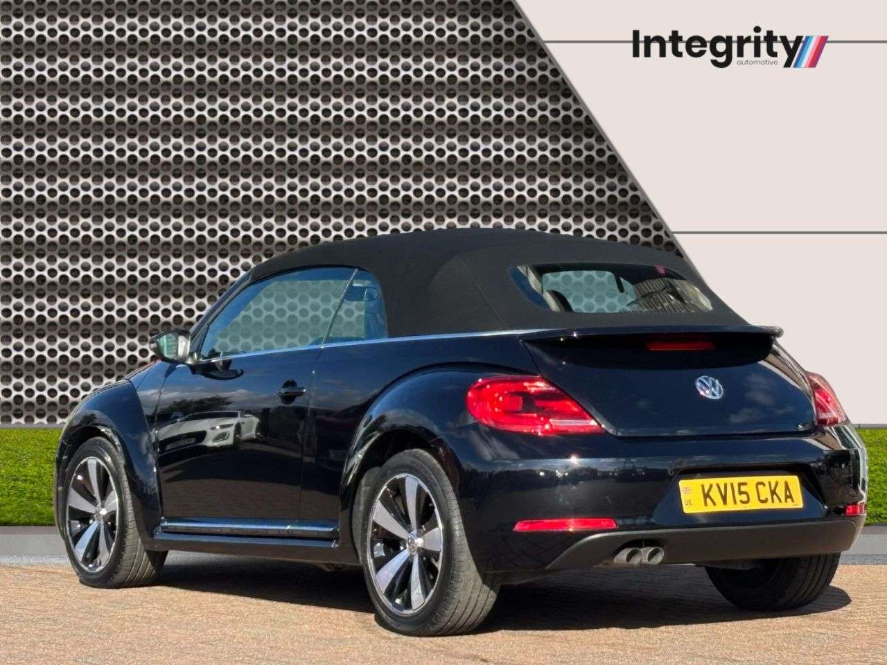 2015 VOLKSWAGEN BEETLE 2015 VOLKSWAGEN BEETLE