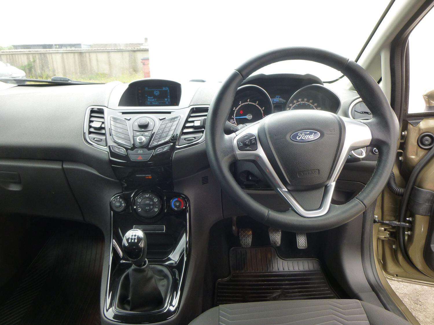 2013 FORD FIESTA 2013 FORD FIESTA