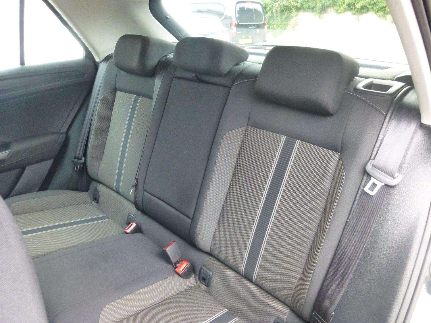 2020 VOLKSWAGEN T-ROC 2020 VOLKSWAGEN T-ROC