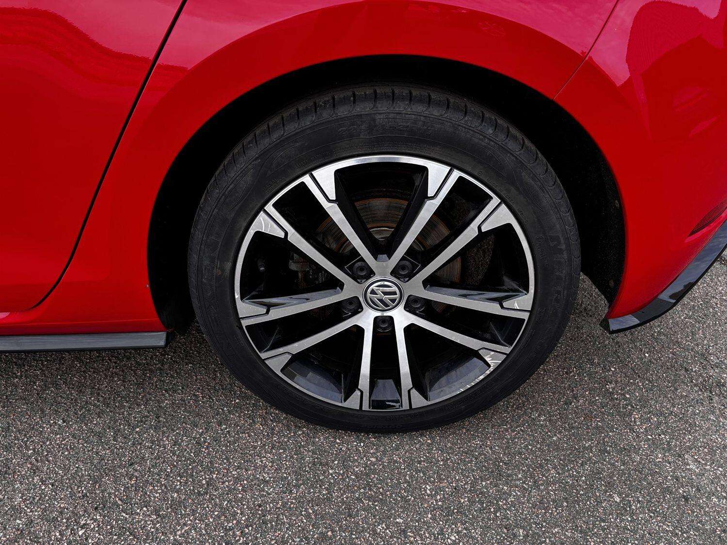 2018 VOLKSWAGEN GOLF 2018 VOLKSWAGEN GOLF