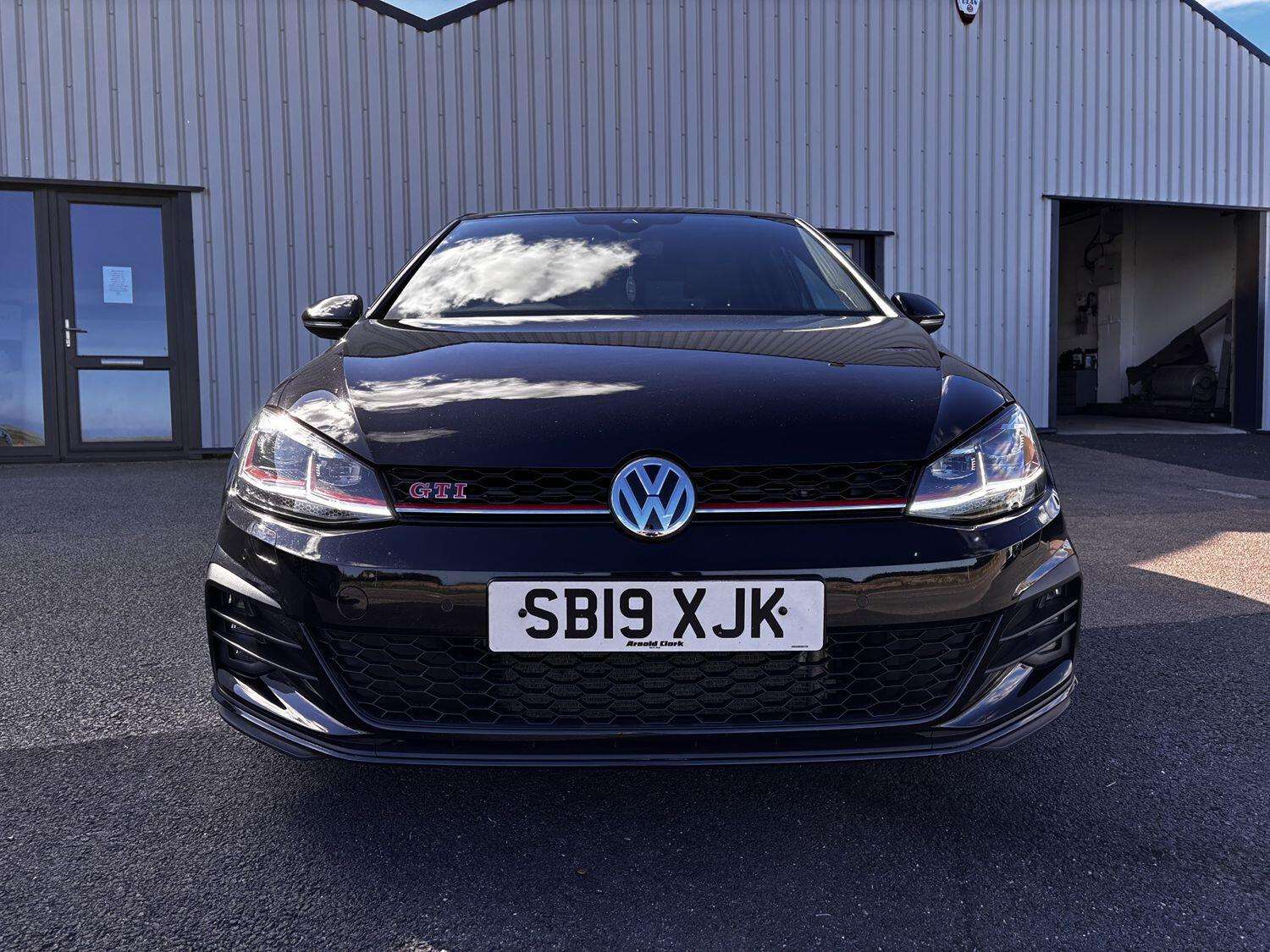2019 VOLKSWAGEN GOLF 2019 VOLKSWAGEN GOLF
