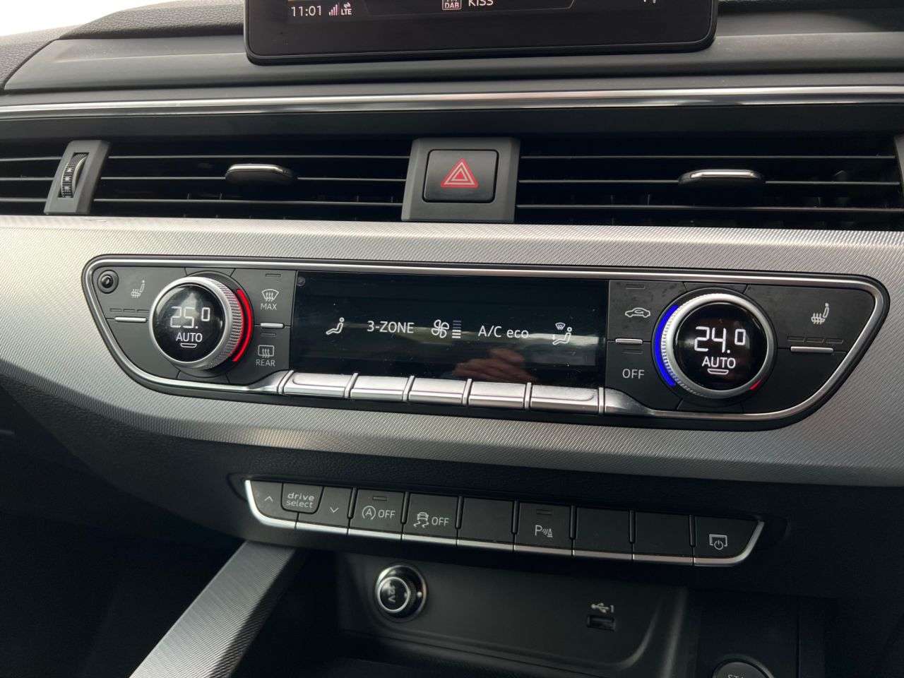 2018 AUDI A4 2018 AUDI A4