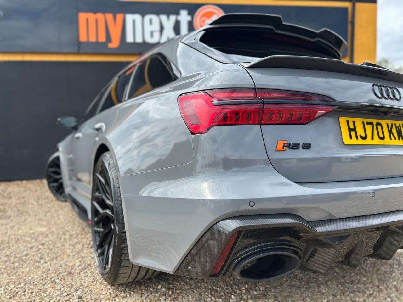 2020 AUDI RS6 AVANT 2020 AUDI RS6 AVANT