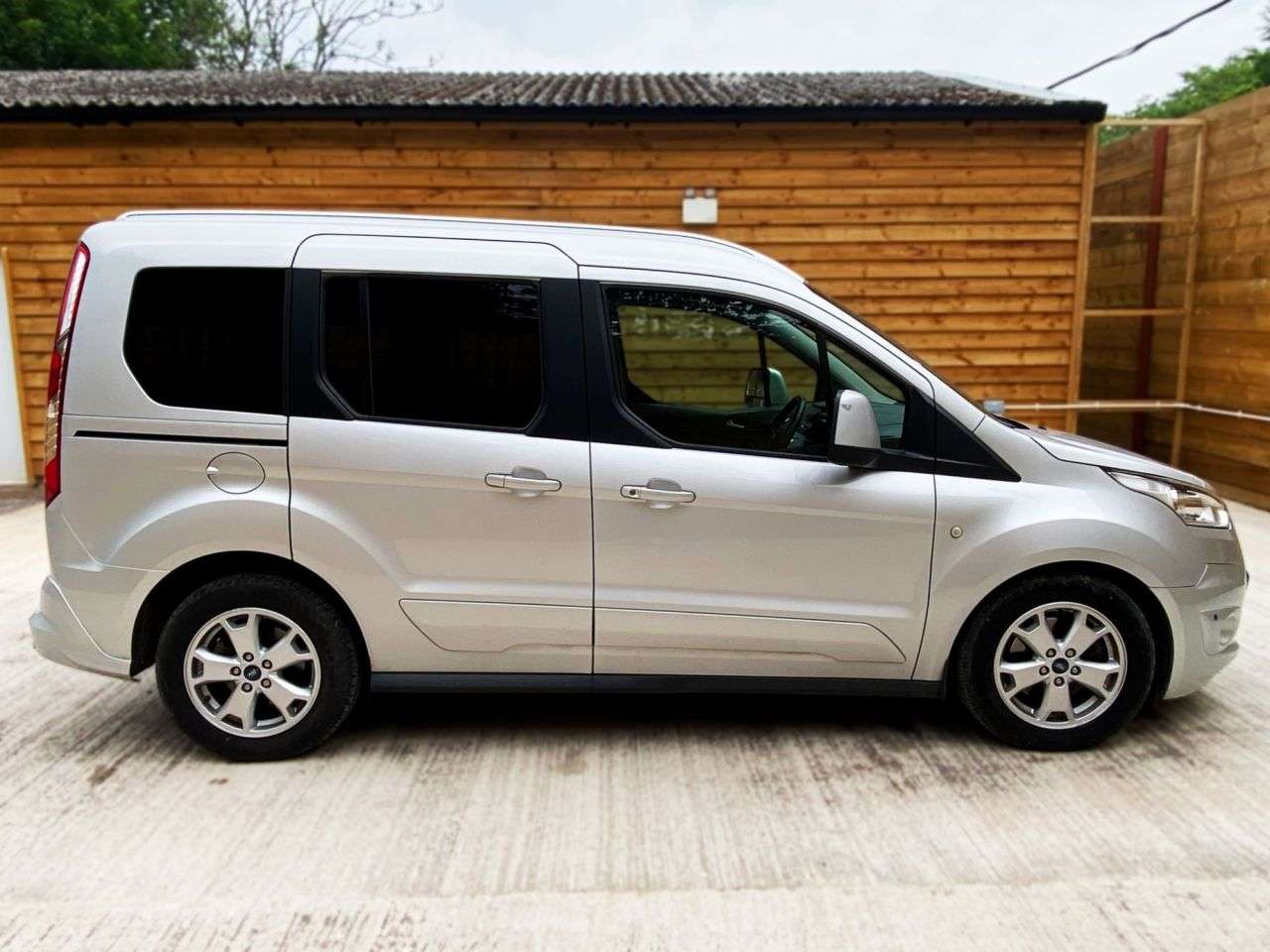 2016 FORD TOURNEO CONNECT 2016 FORD TOURNEO CONNECT