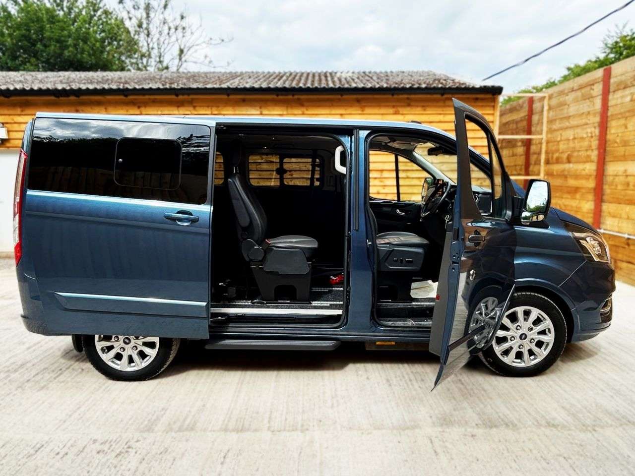 2021 FORD TOURNEO CUSTOM 2021 FORD TOURNEO CUSTOM