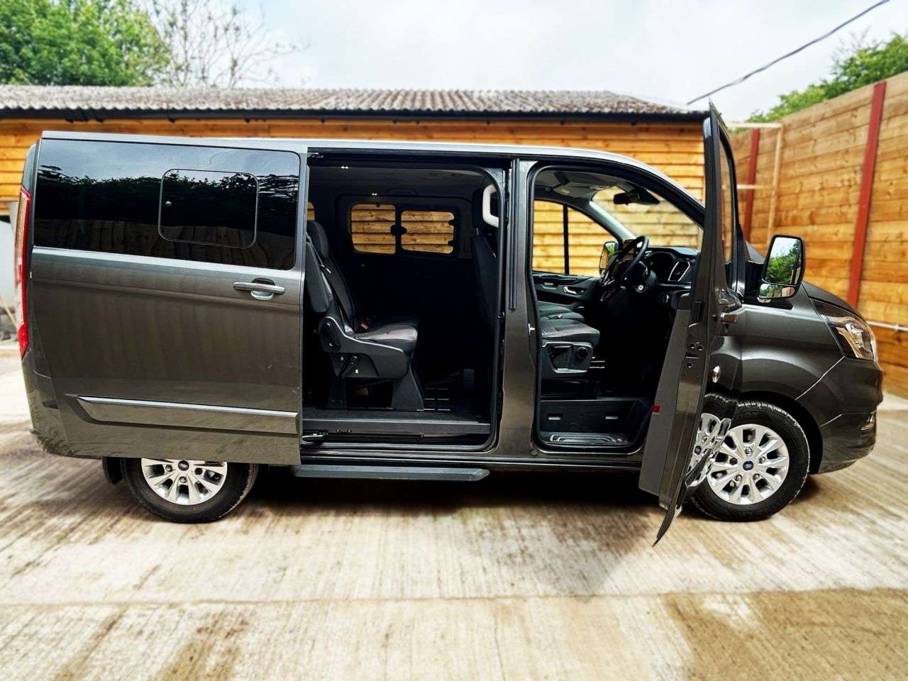 null FORD TOURNEO CUSTOM null FORD TOURNEO CUSTOM