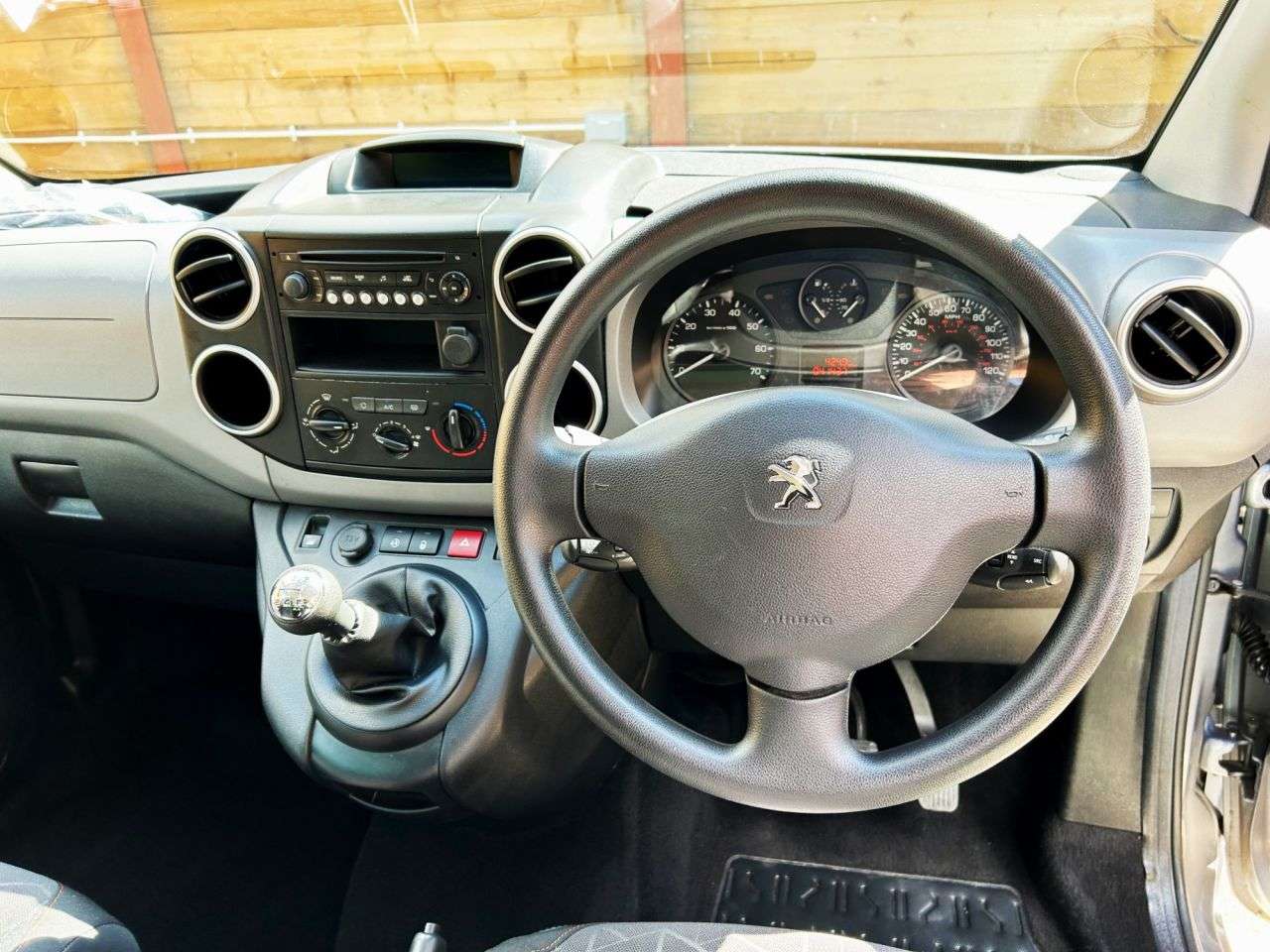 2018 PEUGEOT PARTNER TEPEE 2018 PEUGEOT PARTNER TEPEE