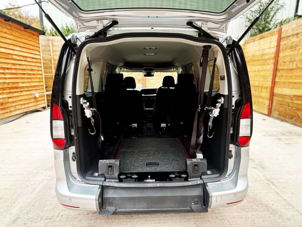 2023 FORD GRAND TOURNEO CONNECT 2023 FORD GRAND TOURNEO CONNECT