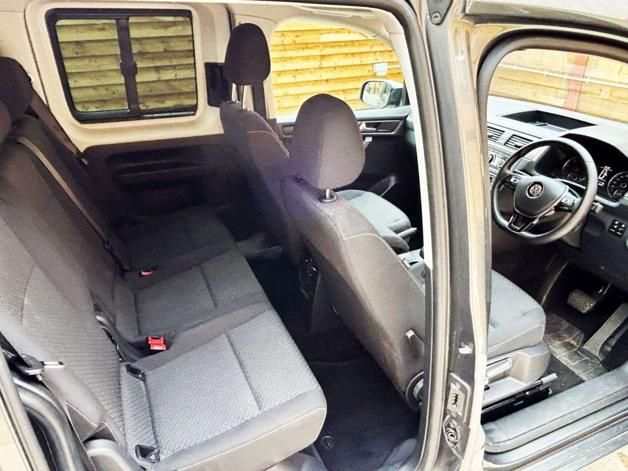 2021 VOLKSWAGEN CADDY MAXI LIFE 2021 VOLKSWAGEN CADDY MAXI LIFE