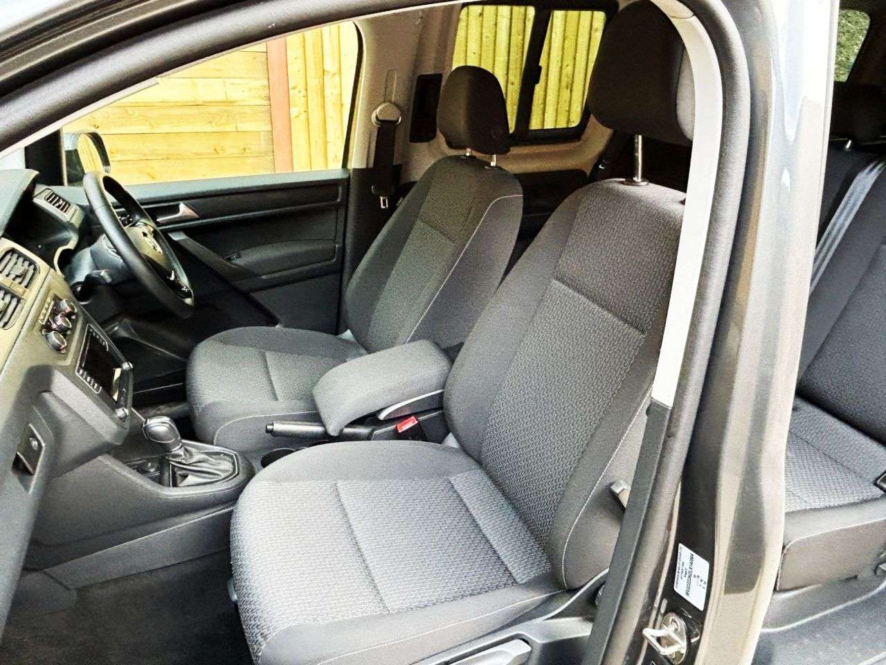 2021 VOLKSWAGEN CADDY MAXI LIFE 2021 VOLKSWAGEN CADDY MAXI LIFE