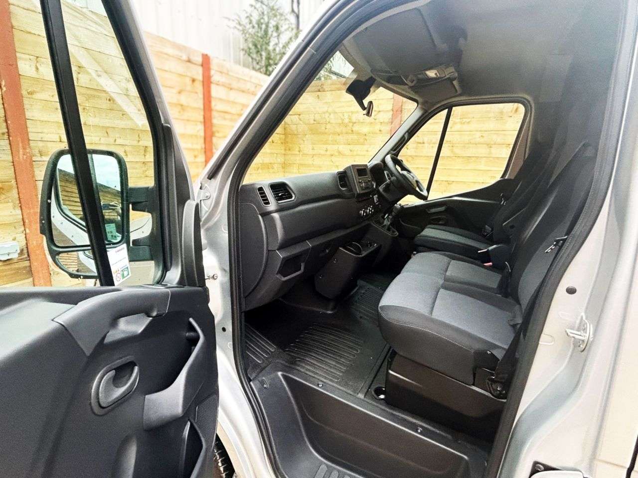 2023 RENAULT MASTER 2023 RENAULT MASTER