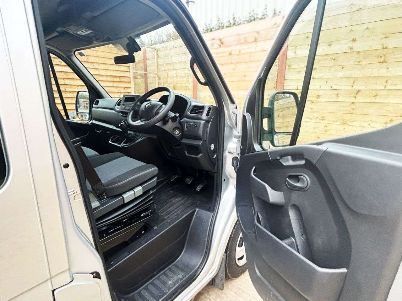 2023 RENAULT MASTER 2023 RENAULT MASTER