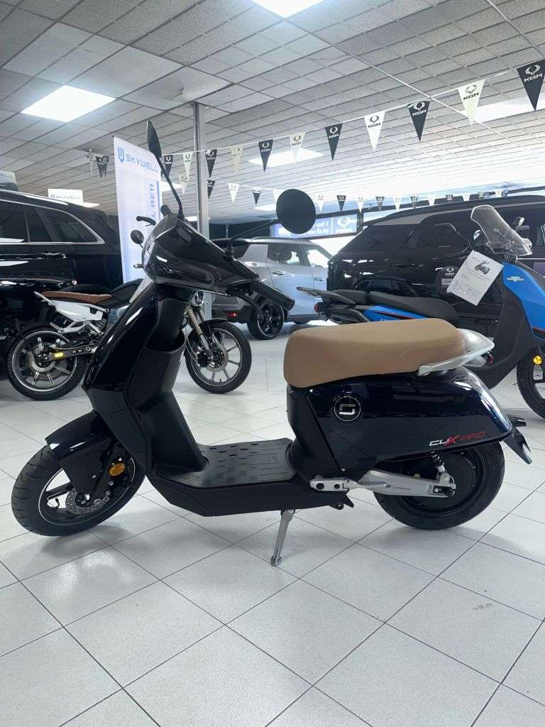 null VMOTO SUPER SOCO CUX null VMOTO SUPER SOCO CUX