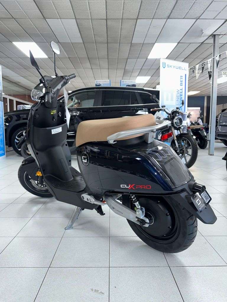 null VMOTO SUPER SOCO CUX null VMOTO SUPER SOCO CUX