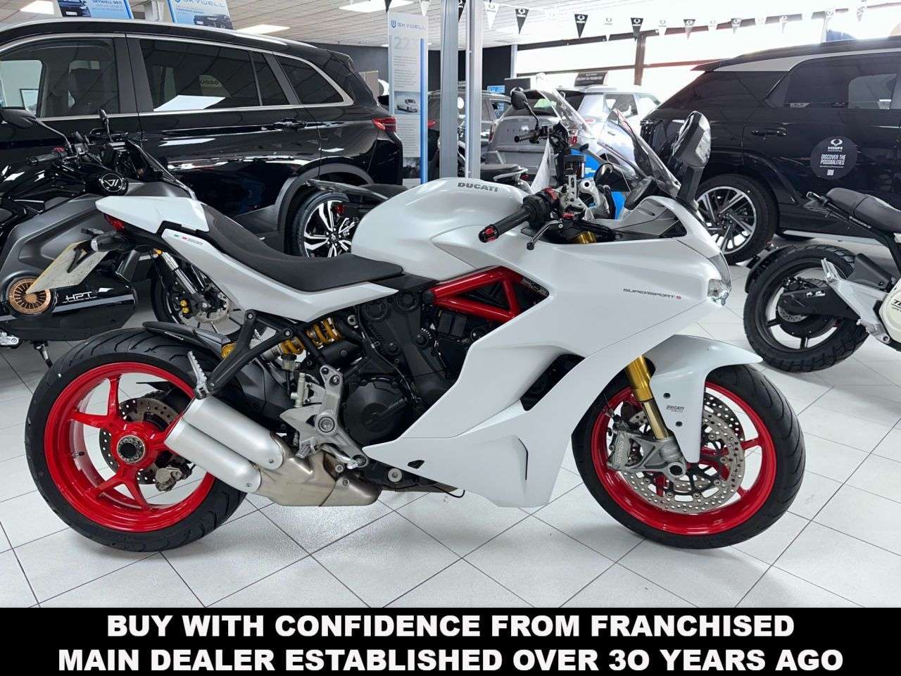 2019 DUCATI SUPERSPORT S 2019 DUCATI SUPERSPORT S