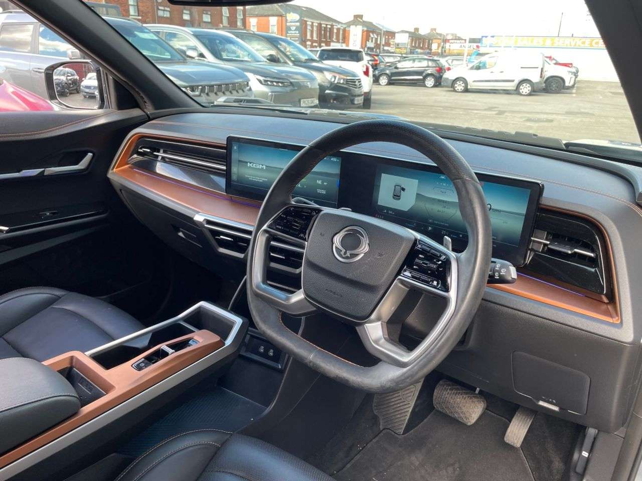 2024 KGM TORRES 2024 KGM TORRES