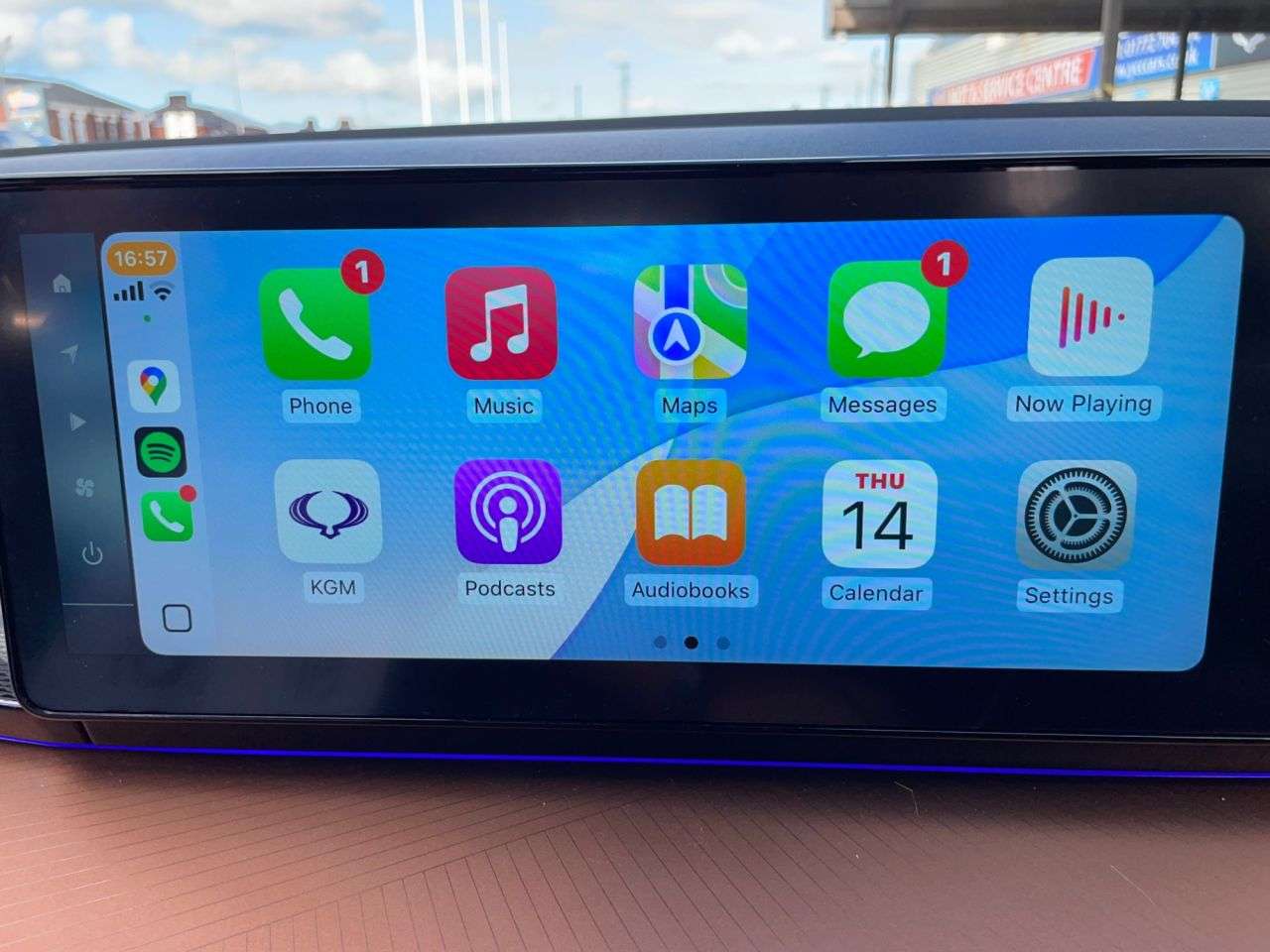 2024 KGM TORRES 2024 KGM TORRES