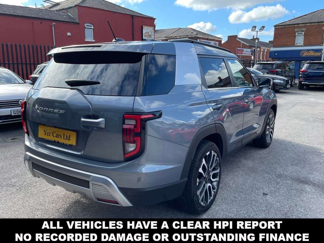 2024 KGM TORRES 2024 KGM TORRES