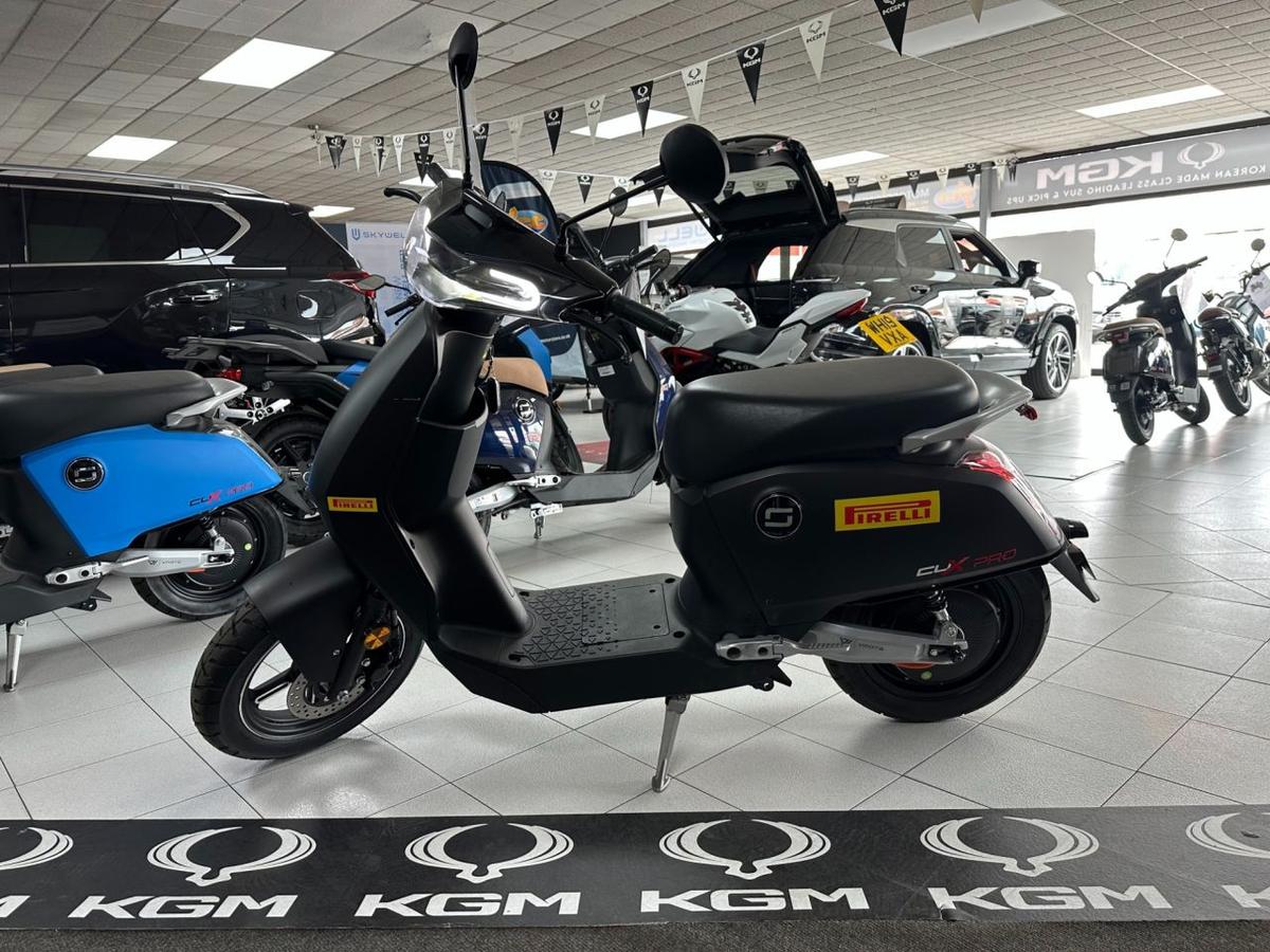 Check out this Vmoto Cux 2025 Electric Automatic