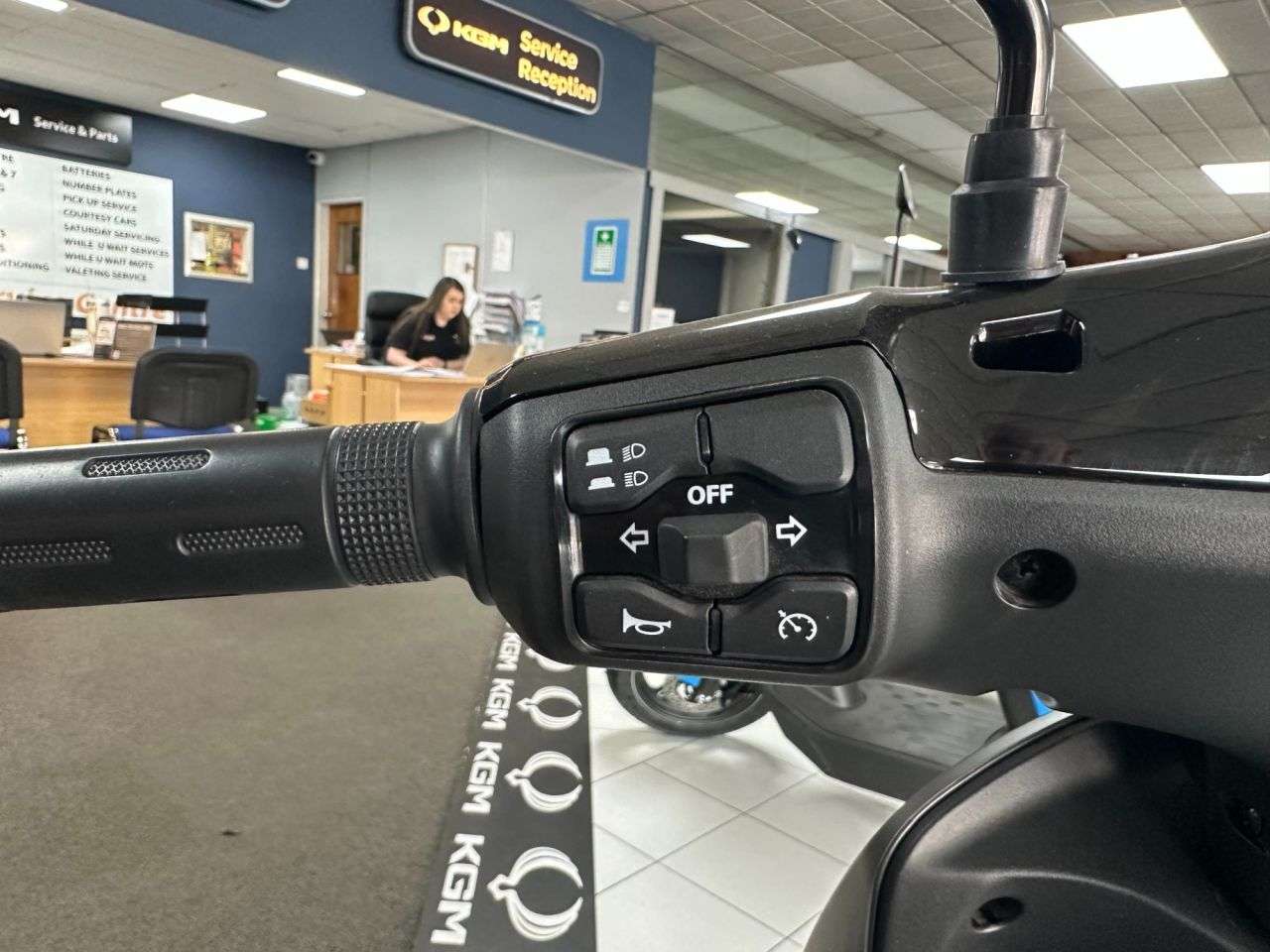 2025 VMOTO CUX 2025 VMOTO CUX