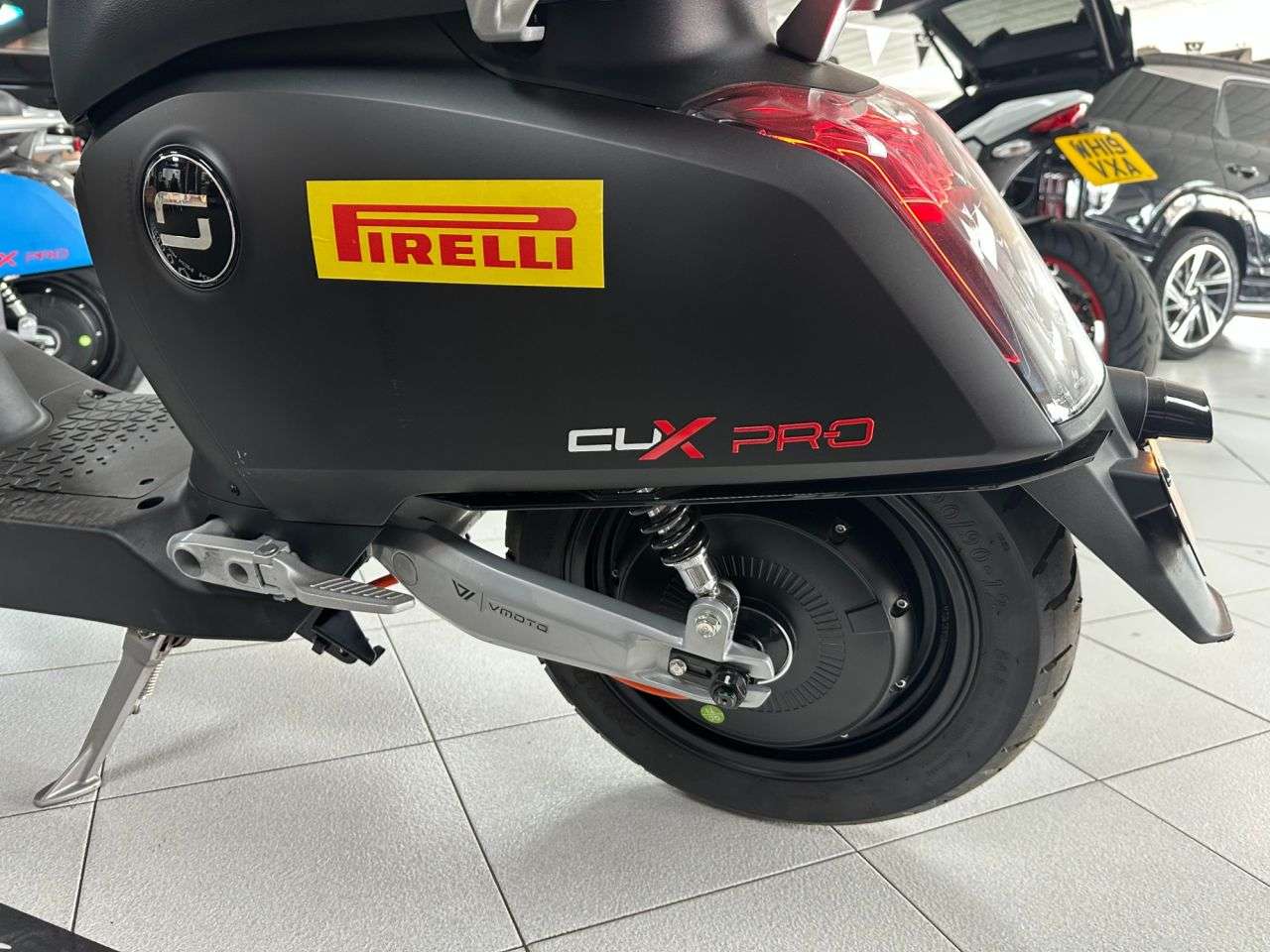 2025 VMOTO CUX 2025 VMOTO CUX