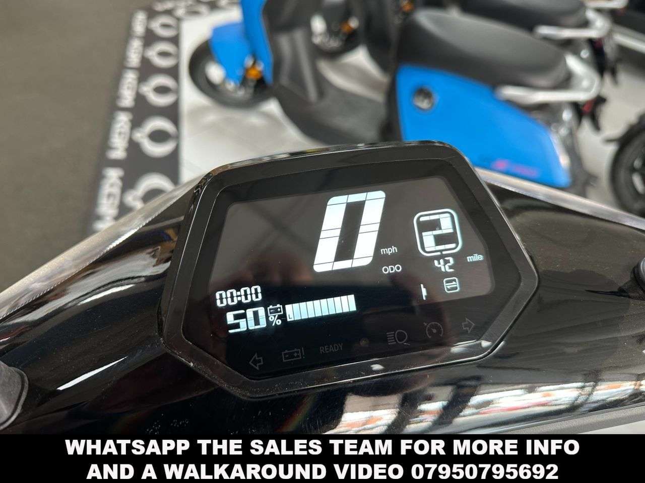 2025 VMOTO CUX 2025 VMOTO CUX