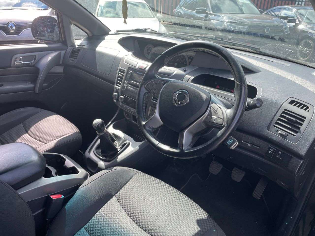 2017 SSANGYONG TURISMO 2017 SSANGYONG TURISMO