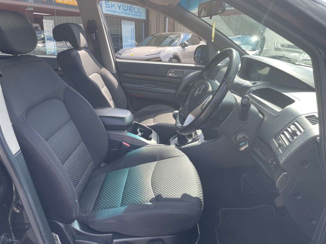 2017 SSANGYONG TURISMO 2017 SSANGYONG TURISMO