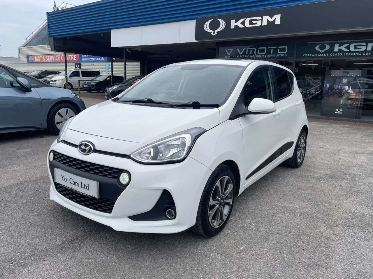 2017 HYUNDAI I10 2017 HYUNDAI I10