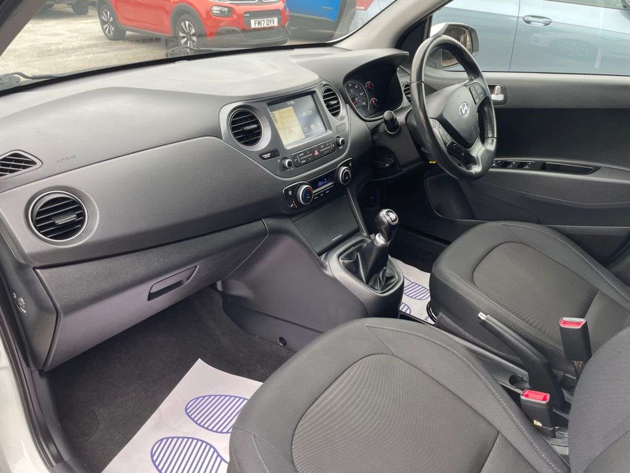 2017 HYUNDAI I10 2017 HYUNDAI I10