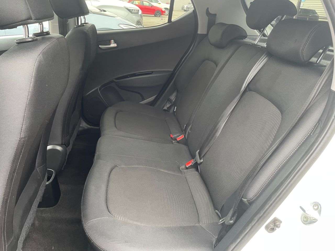 2017 HYUNDAI I10 2017 HYUNDAI I10