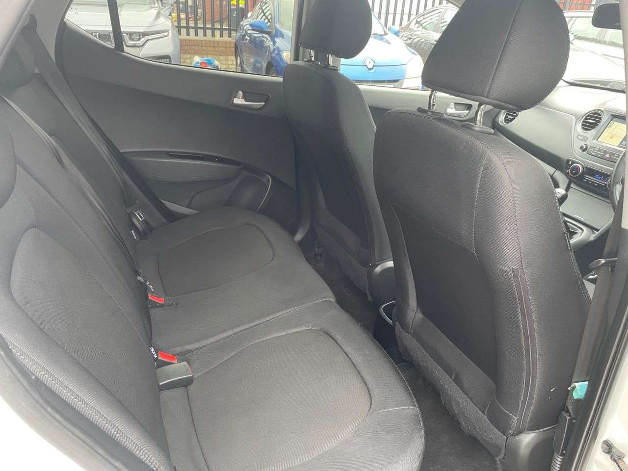 2017 HYUNDAI I10 2017 HYUNDAI I10