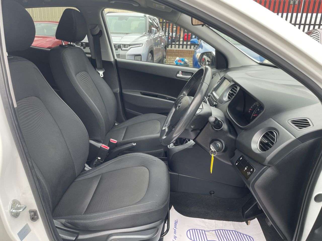 2017 HYUNDAI I10 2017 HYUNDAI I10