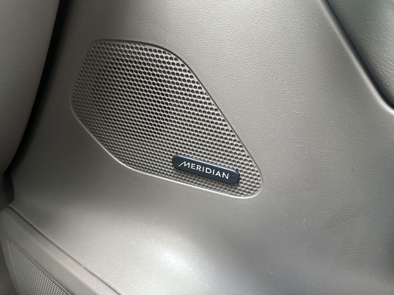 2018 JAGUAR F-PACE 2018 JAGUAR F-PACE