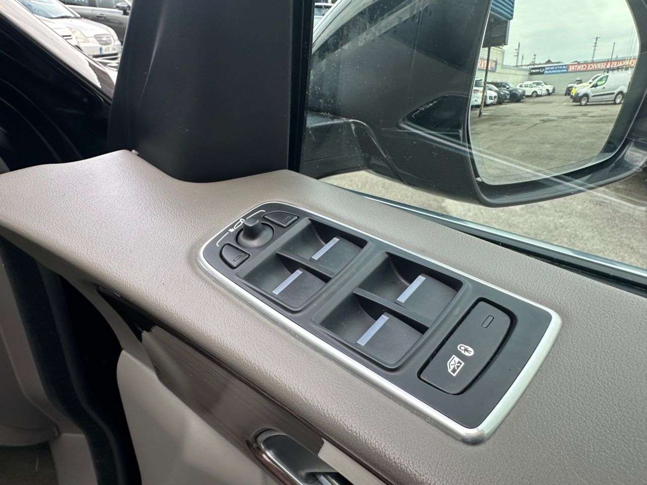 2018 JAGUAR F-PACE 2018 JAGUAR F-PACE