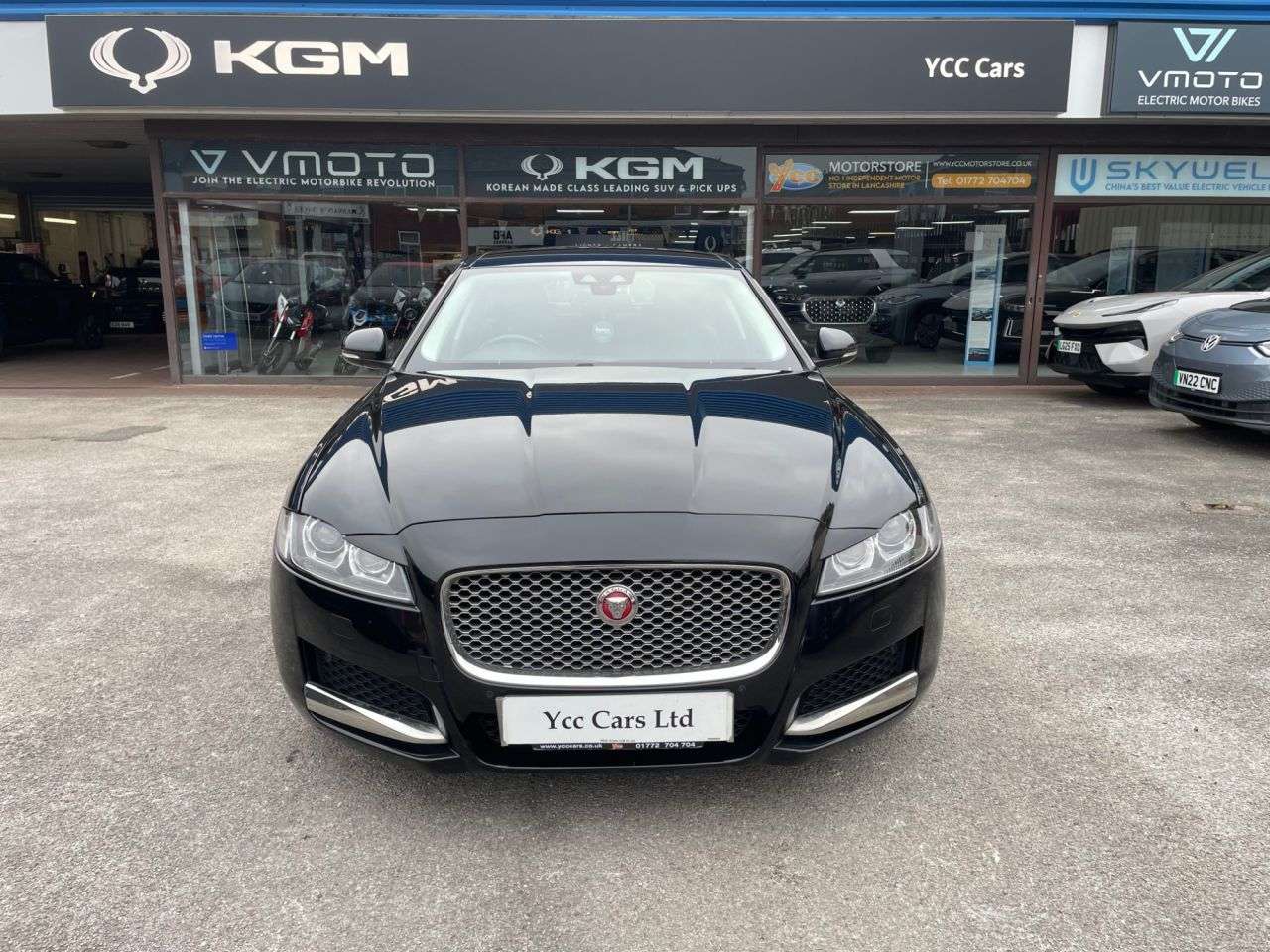 2017 JAGUAR XF 2017 JAGUAR XF