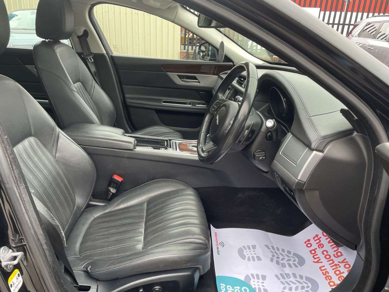 2017 JAGUAR XF 2017 JAGUAR XF