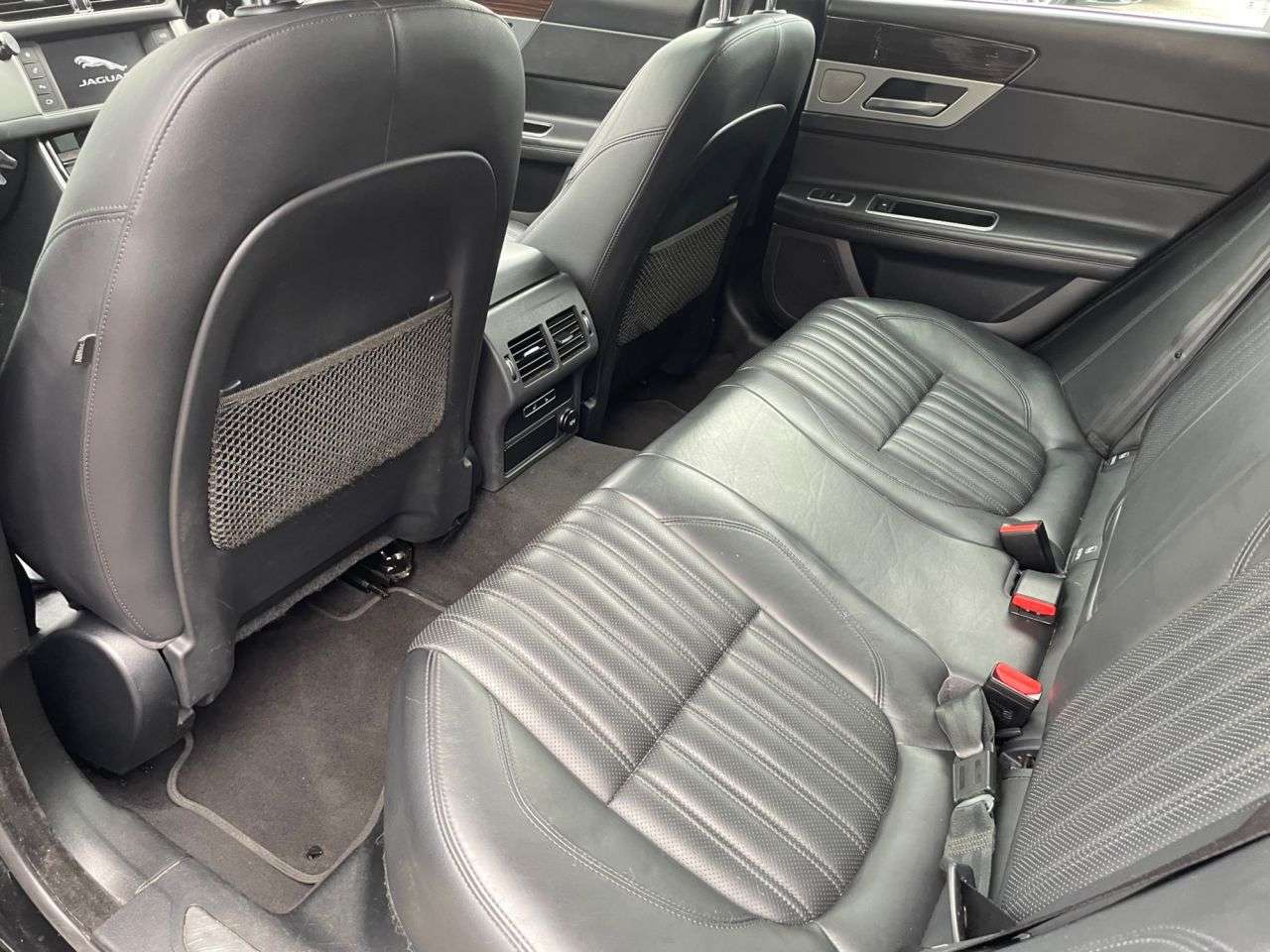 2017 JAGUAR XF 2017 JAGUAR XF