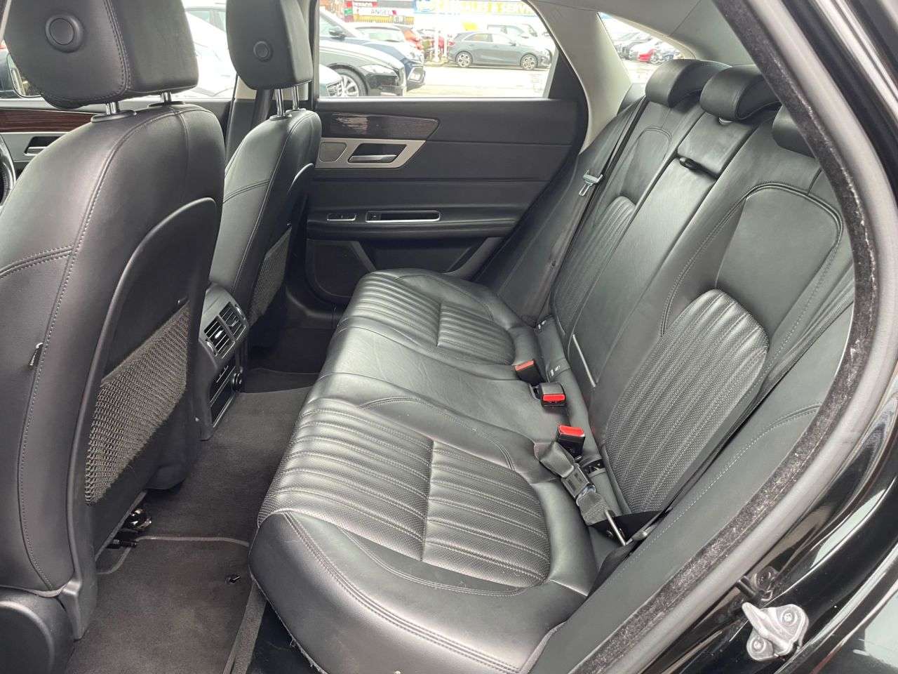 2017 JAGUAR XF 2017 JAGUAR XF