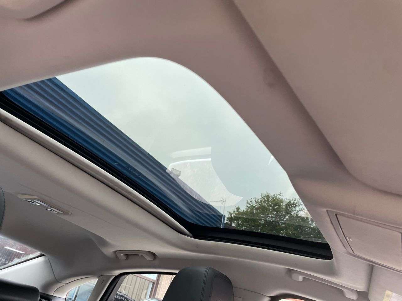 2017 JAGUAR XF 2017 JAGUAR XF