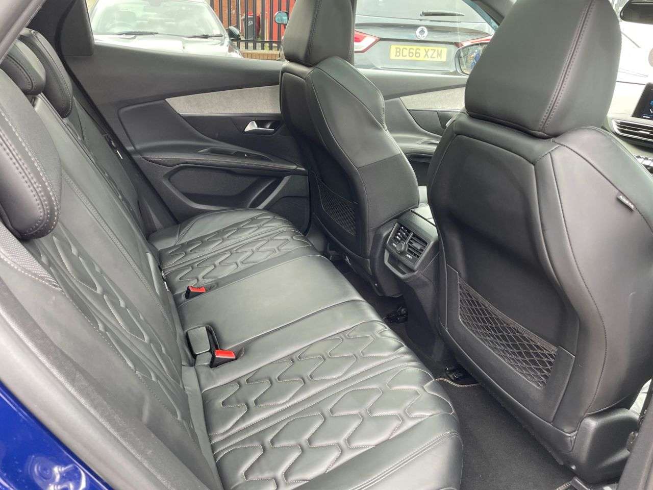 2018 PEUGEOT 3008 2018 PEUGEOT 3008