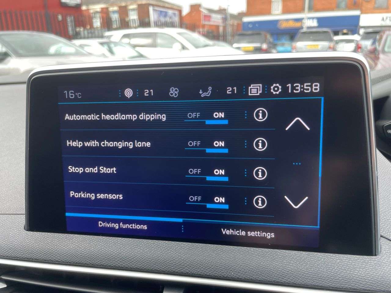 2018 PEUGEOT 3008 2018 PEUGEOT 3008