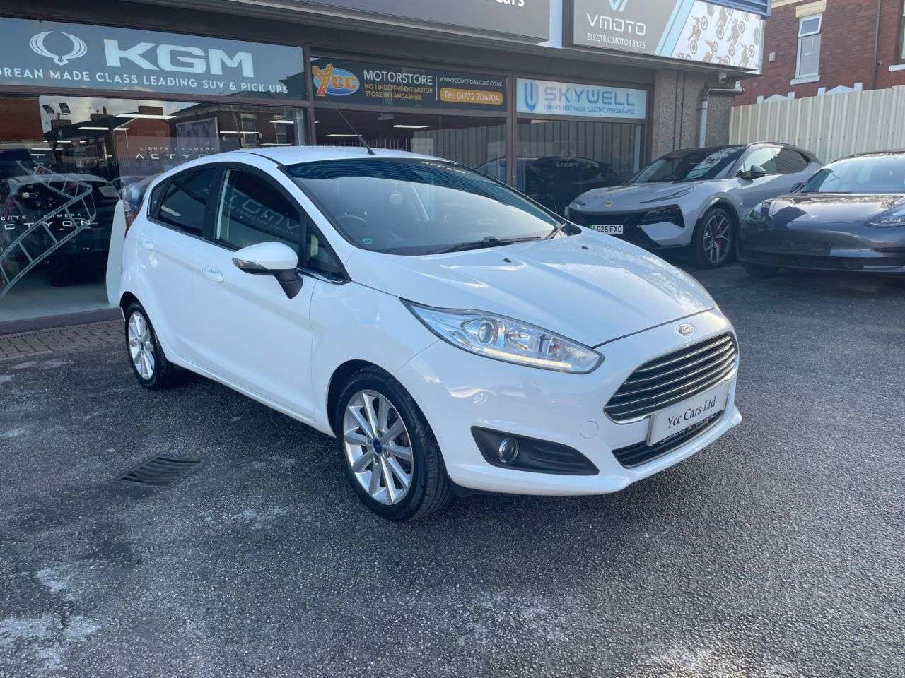 2016 FORD FIESTA 2016 FORD FIESTA