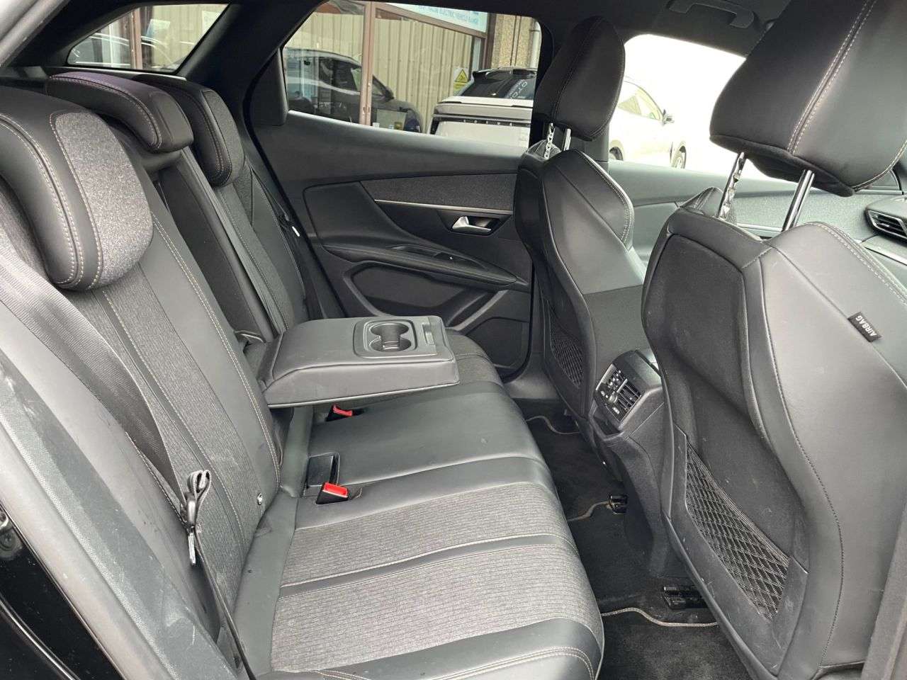 2017 PEUGEOT 3008 2017 PEUGEOT 3008