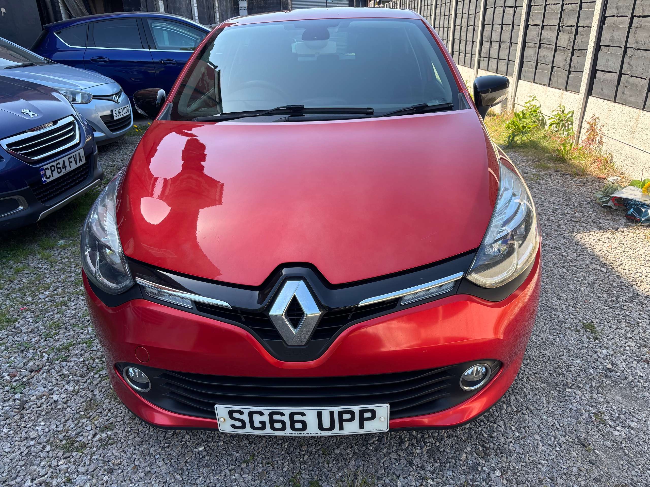 2016 RENAULT CLIO 2016 RENAULT CLIO