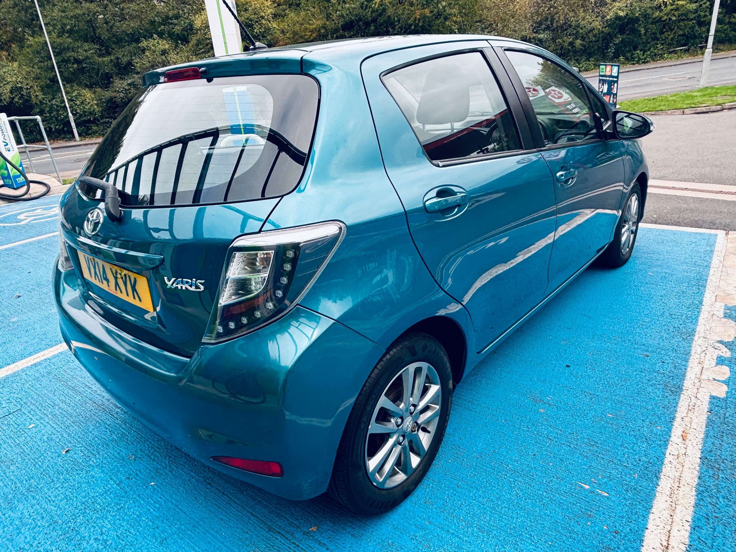 2014 TOYOTA YARIS 2014 TOYOTA YARIS