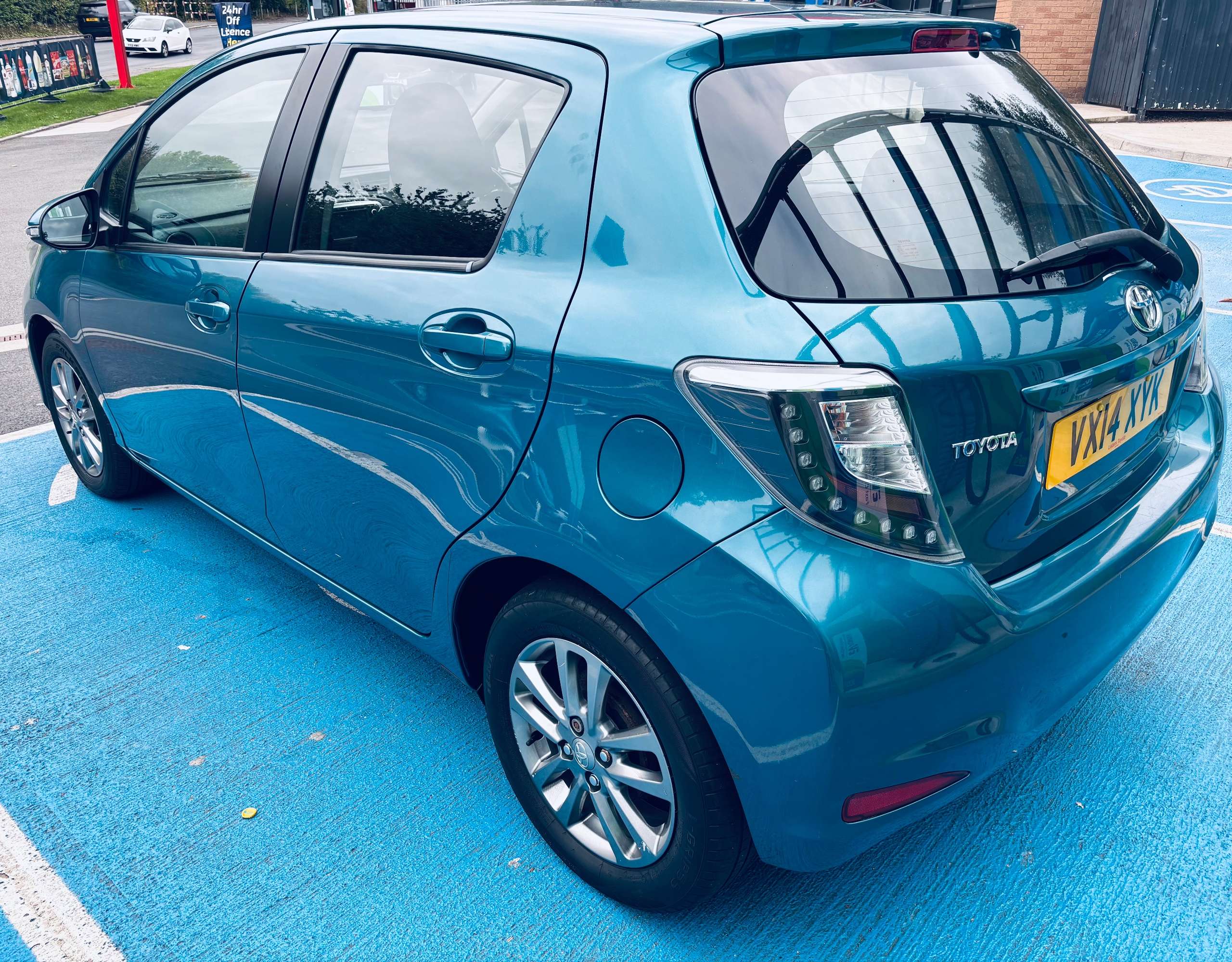 2014 TOYOTA YARIS 2014 TOYOTA YARIS