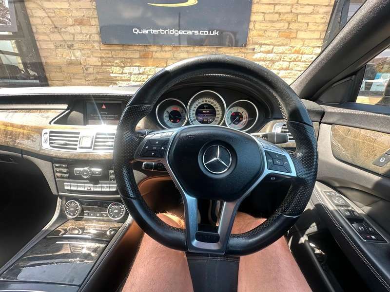 null MERCEDES CLS null MERCEDES CLS